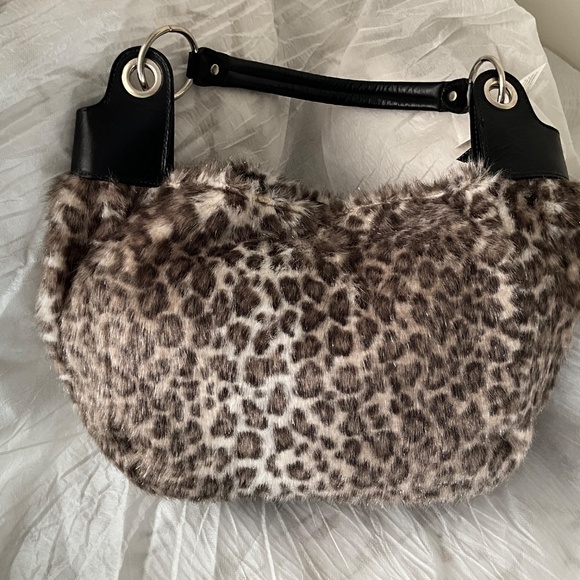 Glenda Gies- Vivian-New! Shoulder bag- Snow Leopard Faux Fur-Retired - Picture 3 of 3